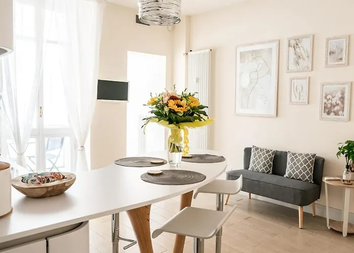 Your Glamour House In Cola Di Rienzo, Near Vatican * Rom