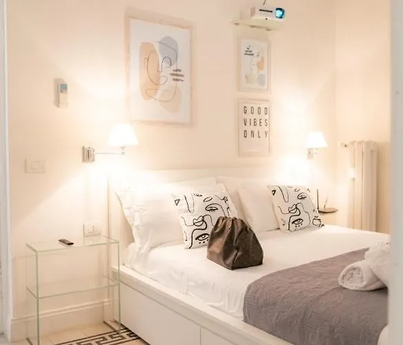 Apartment Your Glamour House In Cola Di Rienzo, Near Vatican *